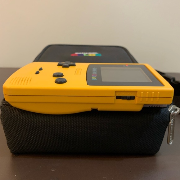 Nintendo gameboy yellow carrying case with Tetris - Picture 5 of 8